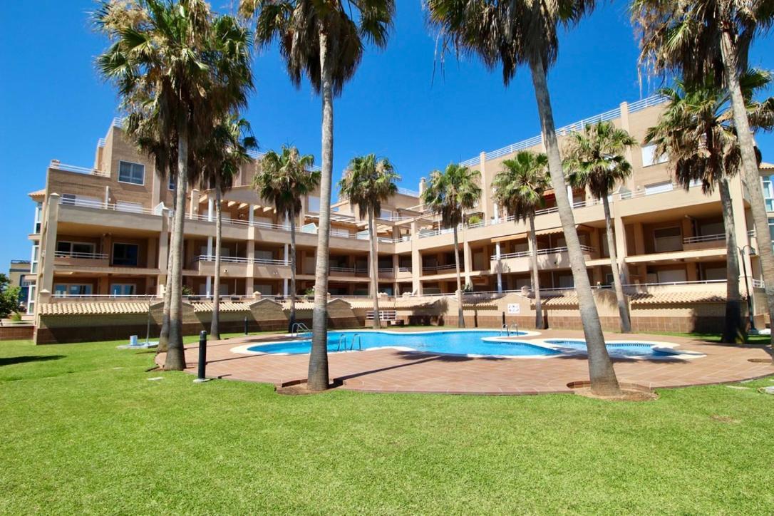 Atico Frontal Al Mar Con Piscina Privada By Homeprive Denia Exteriör bild