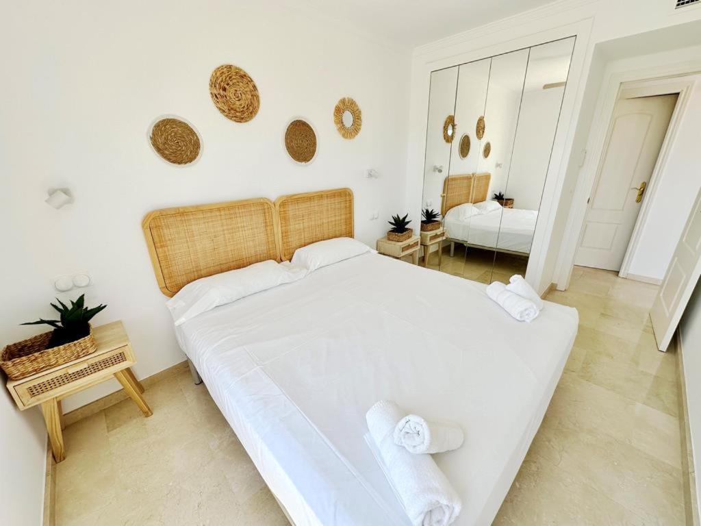Atico Frontal Al Mar Con Piscina Privada By Homeprive Denia Exteriör bild