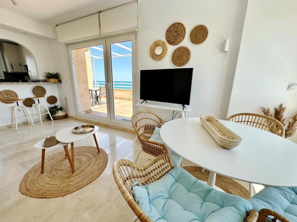 Atico Frontal Al Mar Con Piscina Privada By Homeprive Denia Exteriör bild